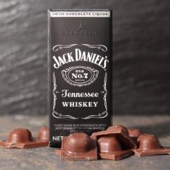 Jack Daniels whisky likőrrel töltött Svájci csokoládé 100g Szavattossági idő: 2024-08-17